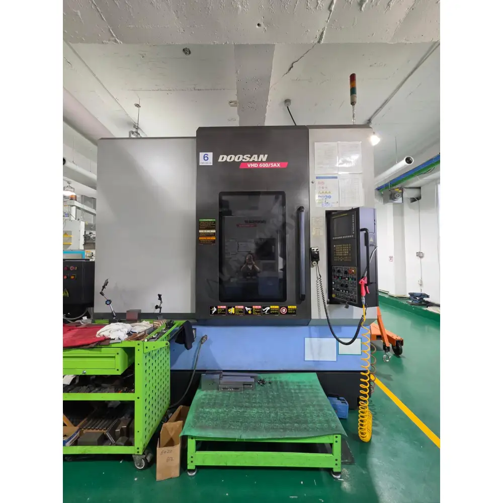 Doosan VC 630 5AX Simültane 5 Eksen Tezgahı–2010