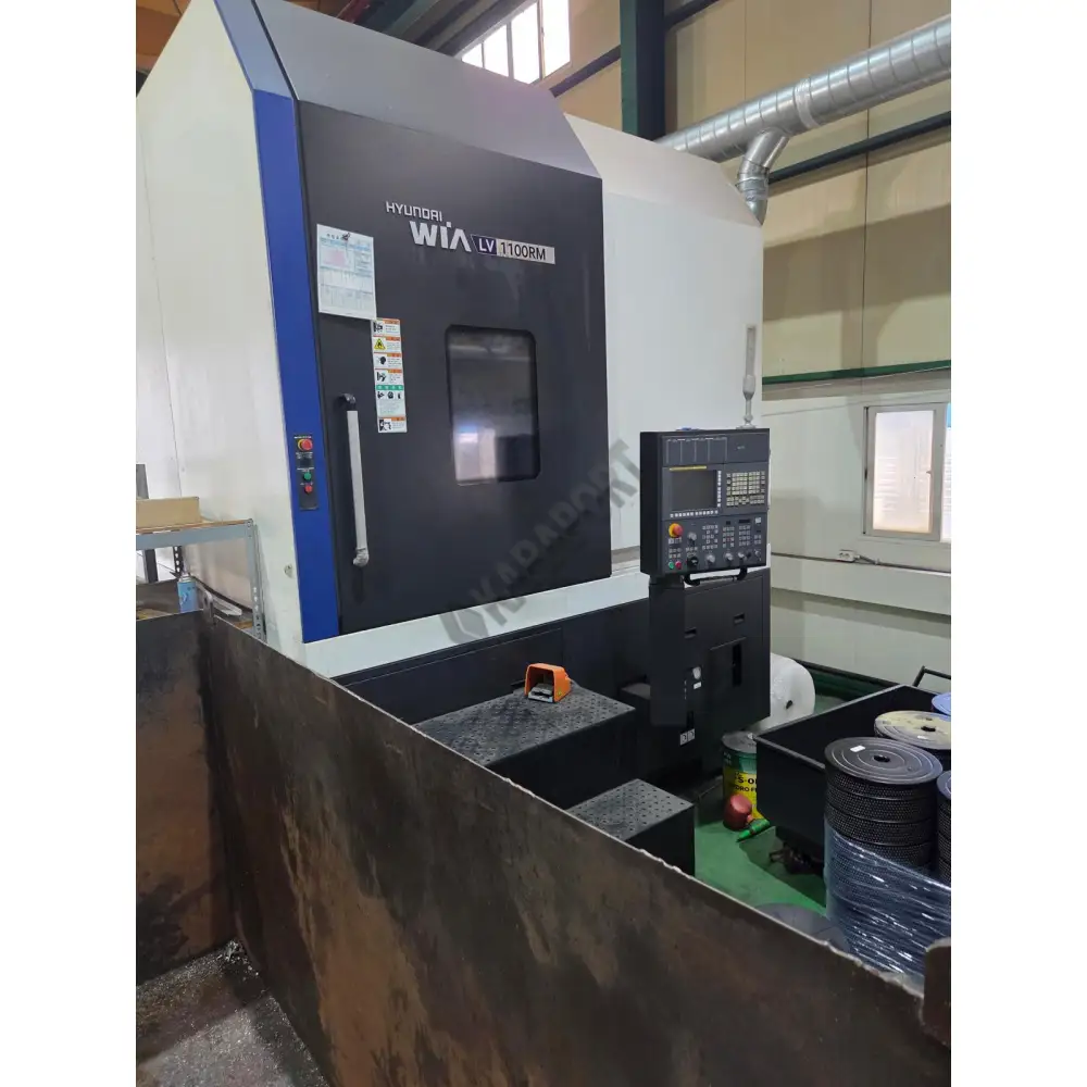 Hyundai Wia LV-1100RM C Eksenli CNC Dik Torna Tezgahı-2018