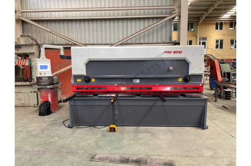 LHGM 3000 x 10mm  Hidrolik Giyotin Makas -  ( SIFIR )