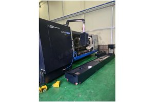 15 inç Arayataklı Hwacheon Hi-Tech 550-AXL CNC Torna Tezgahı