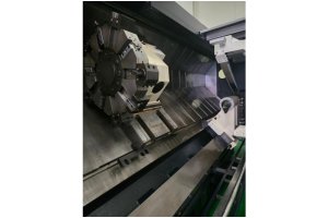 15 inç Arayataklı Hwacheon Hi-Tech 550-AXL CNC Torna Tezgahı