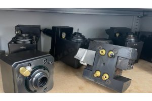 2 Adet Doosan Puma 230M C Eksen ve Karşı Ayna CNc Torna Tezgahı