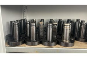 2 Adet Doosan Puma 230M C Eksen ve Karşı Ayna CNc Torna Tezgahı