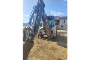 2015 HİDROMEK 102B-ALPHA-8-0532 303 0550