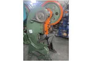 30 TONLUK EKSANTRİK PRES TEZGAHI