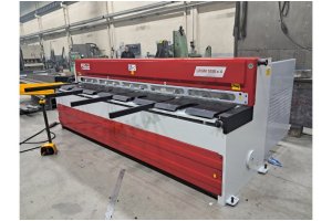 3050 x 4mm Linda Machine NC Kontrollü Rediktörlü Giyotin Makas