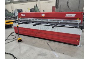 3050 x 4mm Linda Machine NC Kontrollü Rediktörlü Giyotin Makas