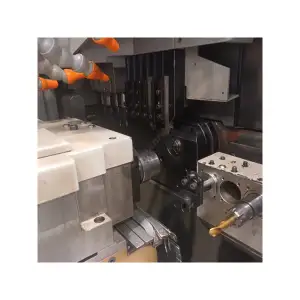 5 Eksen Hanwha XD-20H CNC Kayar Otomat Tezgahı ve Çubuk Sürücü-2006