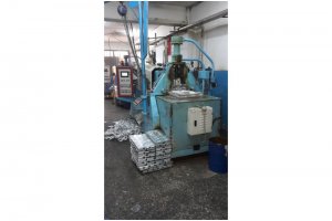 öz-mak 100 ton sıcak kamara metal enjeksiyon makinası
