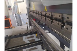 CNC 3100 x 135 Ton 4 Eksen Linda Abkant Pres - Press Brake ( SIF
