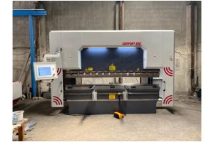 CONFORT 3100mm 220 Ton 6 Eksen LİNDA Machine Abkant Pres