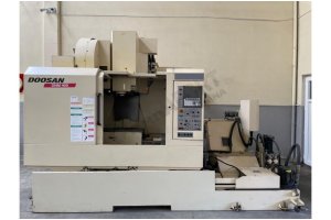 DOOSAN 2010 DNM400 işleme merkezi