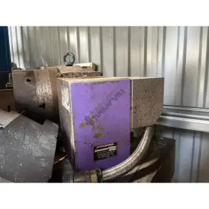 Mazak VTC 300 C-II (1740760660) CNC İşleme Merkezi-2008