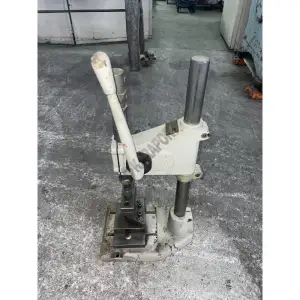 PRESMAK MASAÜSTÜ PERÇİN KUŞ GÖZÜ ÇIT ÇIT PRESİ